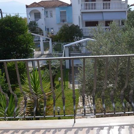 Holiday Home Near The Sea Nea Mesangala Exterior photo