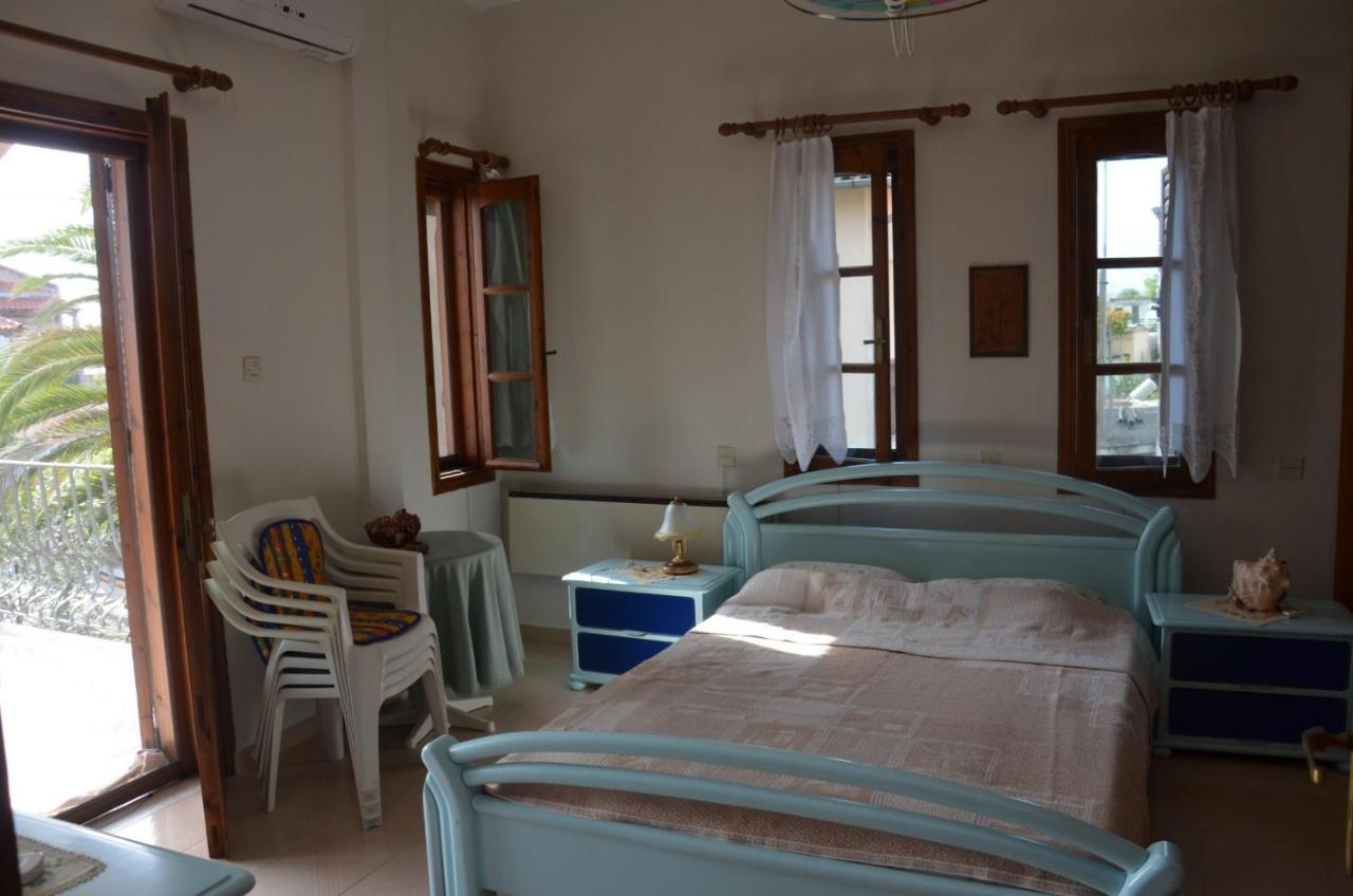 Holiday Home Near The Sea Nea Mesangala Exterior photo