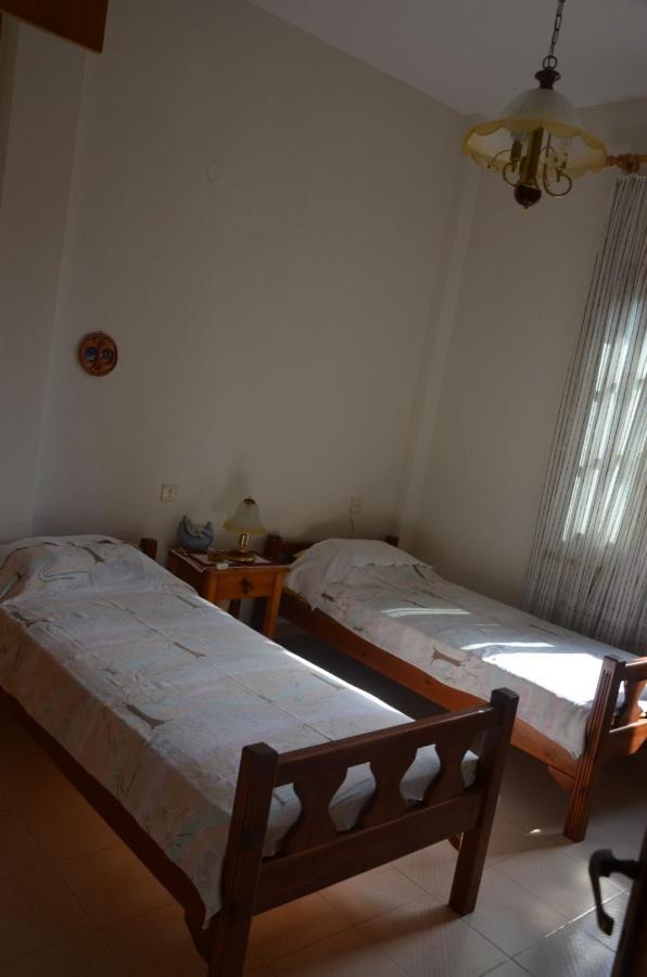 Holiday Home Near The Sea Nea Mesangala Exterior photo