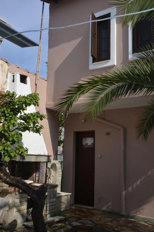Holiday Home Near The Sea Nea Mesangala Exterior photo